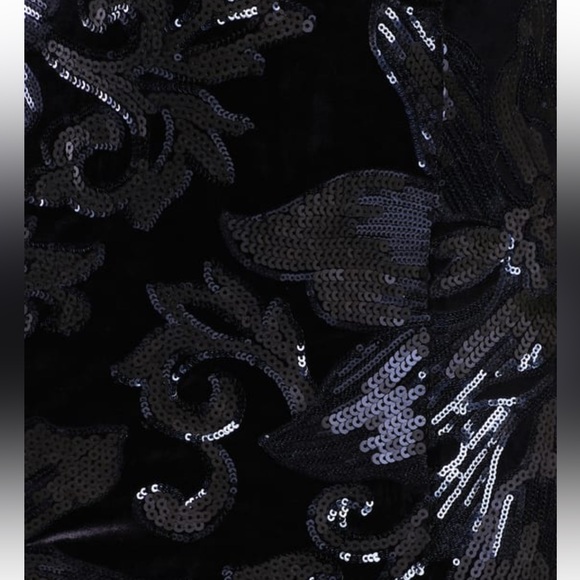 Alluring Romance Navy Blue Sequin Velvet Mermaid Maxi Dress. Size large. - Picture 8 of 14